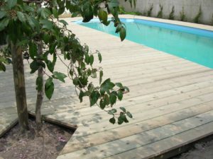 terrasse bois piscine olonne sur mer vendée